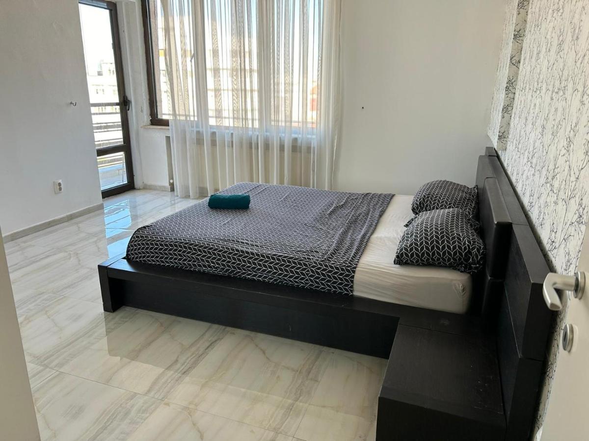 Bucharest City Center Apartment Bagian luar foto
