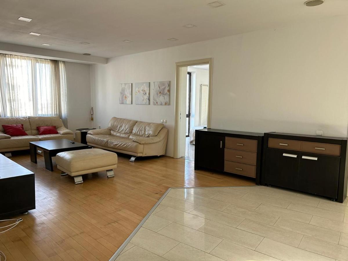 Bucharest City Center Apartment Bagian luar foto